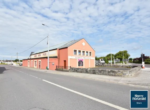 Photo of Upper William Street, Listowel, Co. Kerry, V31 W447