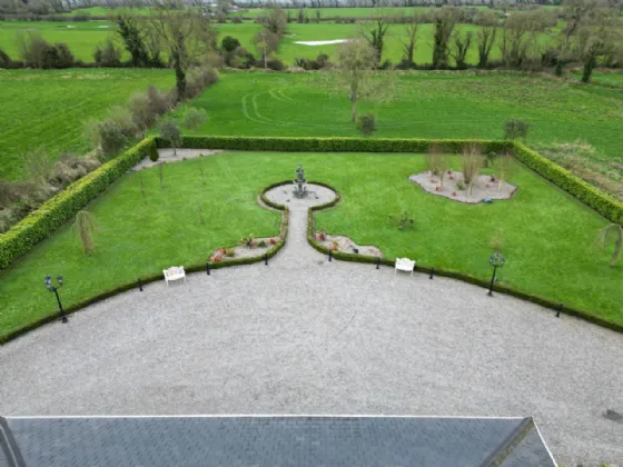 Photo of King's River Lodge On 6.5 Acres, Modeshill, Mullinahone, Co. Tipperary, E41 K582