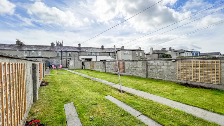 Photo of 24 Dominic Street, Kilkenny, R95 V2CX