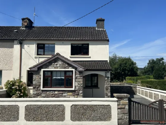 Photo of 6 Hogan Square, Cahir, Tipperary, E21PX73