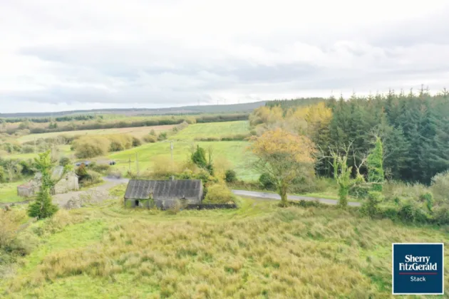 Photo of Park, Ballyhahill, Co. Limerick, V94 2X32