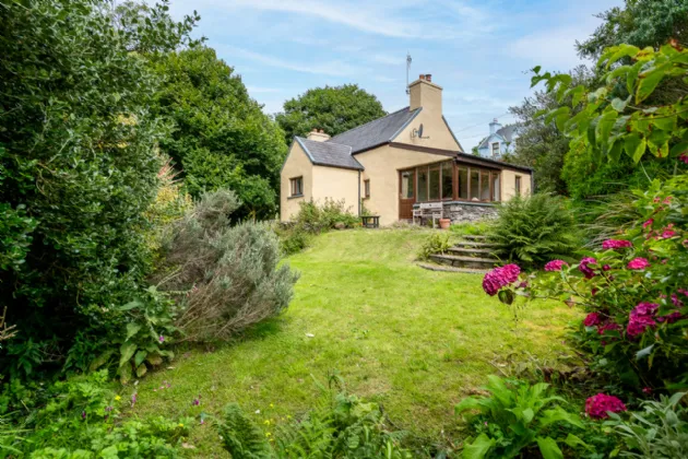 Photo of Blackthorn Cottage, Ballycarnahan, Caherdaniel, Co. Kerry, V93 D6P0