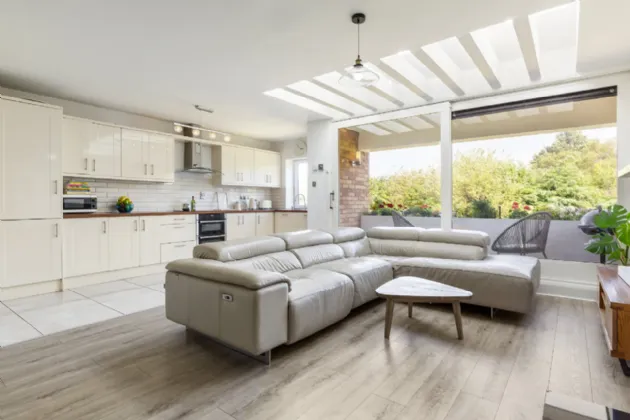 Photo of 11 Denewood, Beechpark Avenue, Castleknock, Dublin 15, D15 EY91