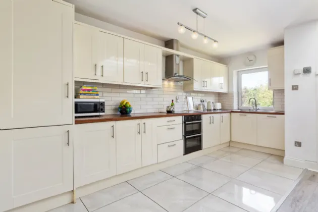 Photo of 11 Denewood, Beechpark Avenue, Castleknock, Dublin 15, D15 EY91