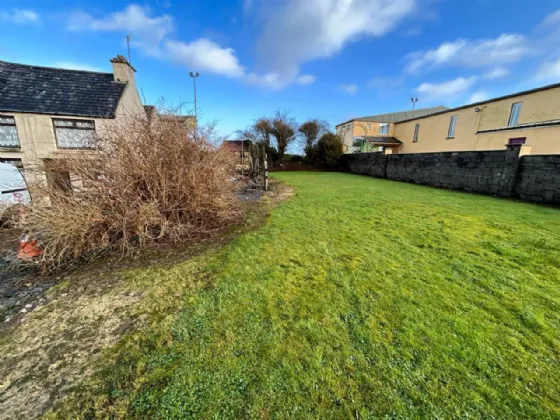 Photo of West End, Gneeveguilla Village, Co Kerry, P51A9F7