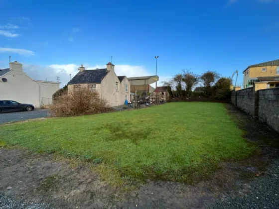 Photo of West End, Gneeveguilla Village, Co Kerry, P51A9F7