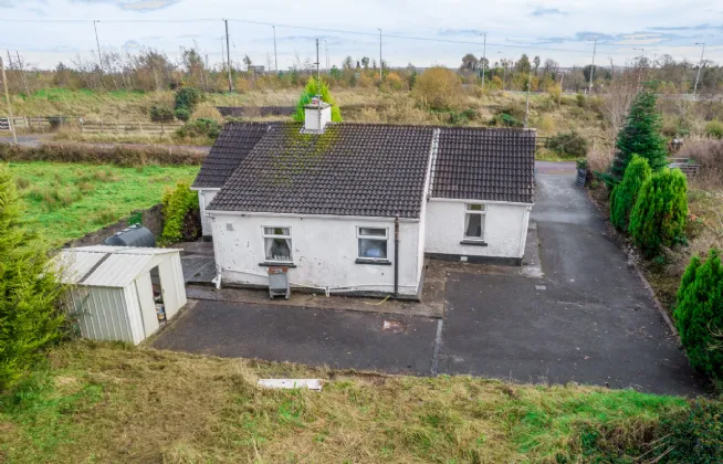 Photo of Tonroe Bridge, Toobracken, Ballaghaderreen, Co. Roscommon, F45R597