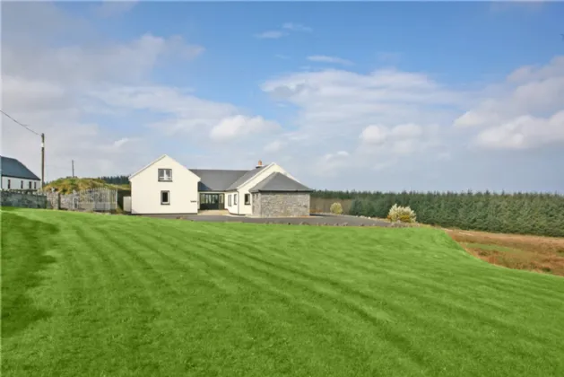 Photo of Tigh Padraig, Carnaun, Doolin, Co Clare, V95 W319