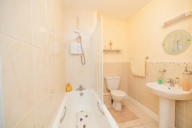 Photo of 5 The Crescent, The Weir View, Castlecomer Road, Kilkenny, R95 AW94