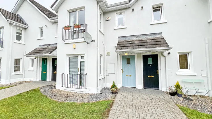 Photo of 5 The Crescent, The Weir View, Castlecomer Road, Kilkenny, R95 AW94