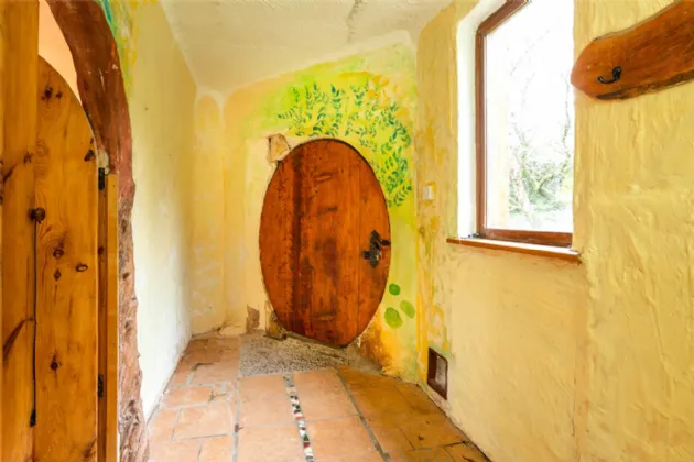 Photo of Honeysuckle, Derryduff More, Coomhola, Bantry, Co. Cork, P75 N966