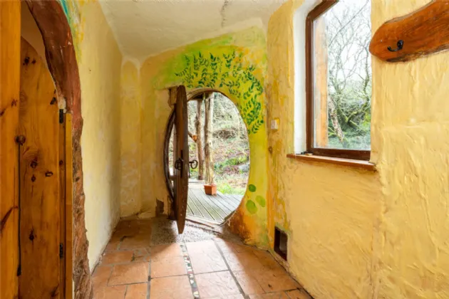 Photo of Honeysuckle, Derryduff More, Coomhola, Bantry, Co. Cork, P75 N966