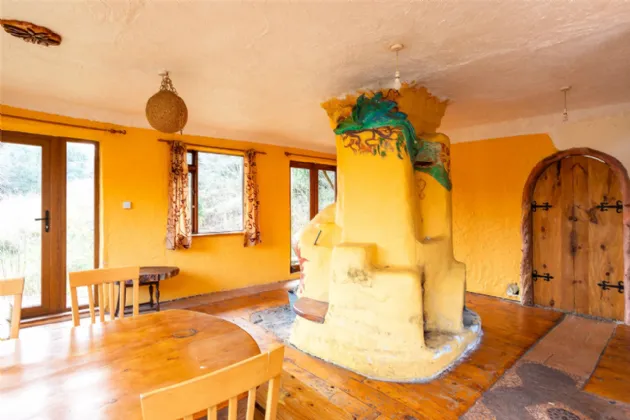 Photo of Honeysuckle, Derryduff More, Coomhola, Bantry, Co. Cork, P75 N966