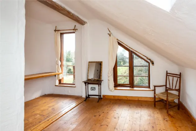 Photo of Honeysuckle, Derryduff More, Coomhola, Bantry, Co. Cork, P75 N966