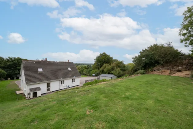 Photo of Fairy Hill, Agharinagh, Dripsey, Co Cork, P12ET02