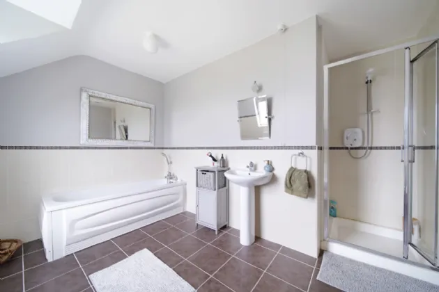 Photo of Sand Piper Lodge, 1 Ballymastocker Heights, Portsalon, Co. Donegal, F92X085