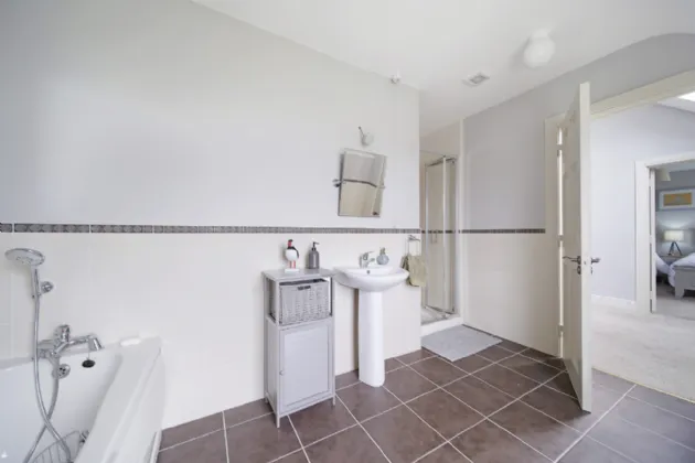 Photo of Sand Piper Lodge, 1 Ballymastocker Heights, Portsalon, Co. Donegal, F92X085