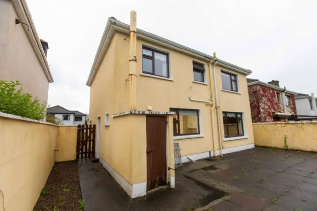 Photo of 19 Racecourse Lawn, Tralee, Co. Kerry, V92 W2DE