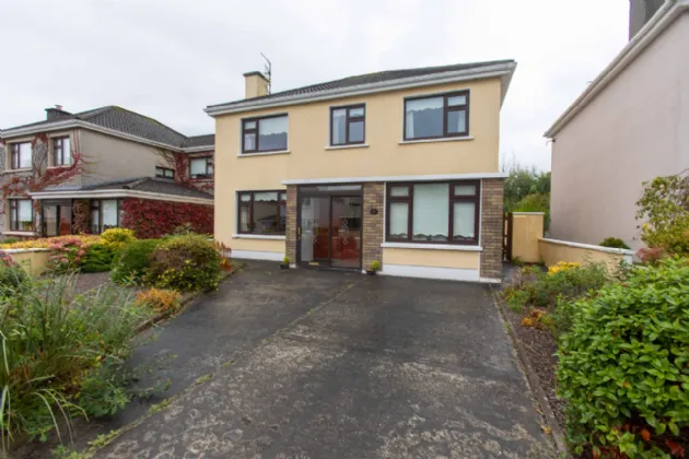 Photo of 19 Racecourse Lawn, Tralee, Co. Kerry, V92 W2DE