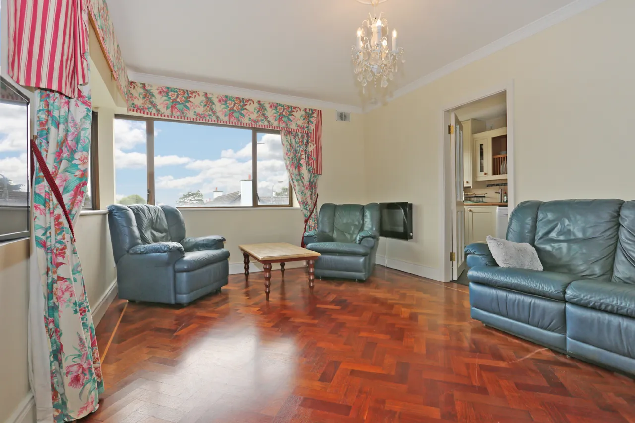 Photo of 10 Strand Court, O' Callaghan Strand, Limerick, V94N220