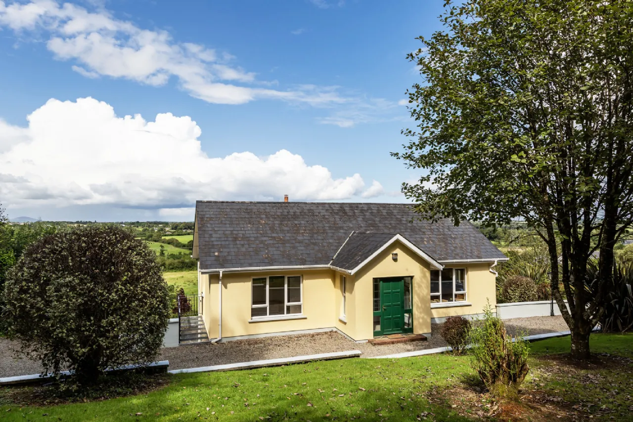 Photo of Hillside, Tinnacarrick, Newbawn, Co. Wexford, Y35P894