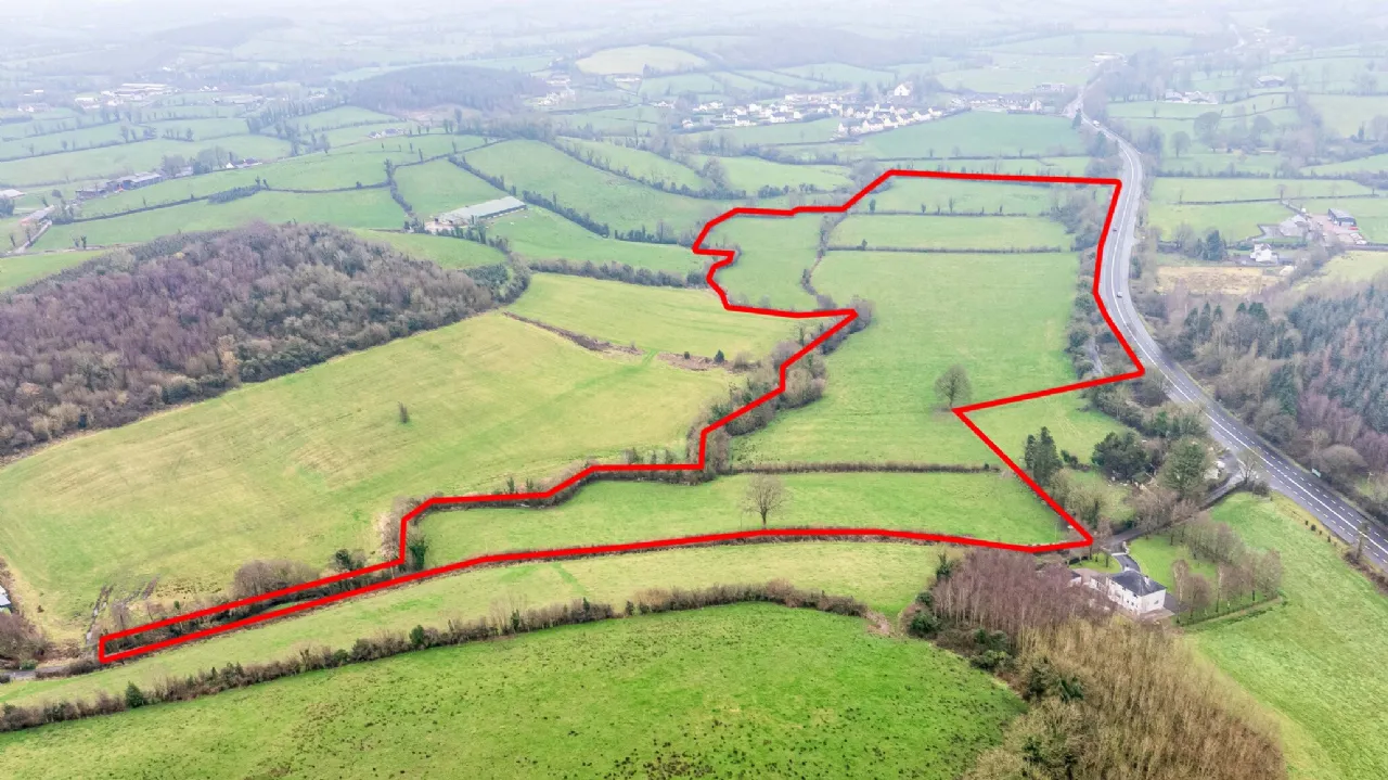 Photo of Residential Farm, Derrykinnard, Emyvale, Co. Monaghan, H18 H744