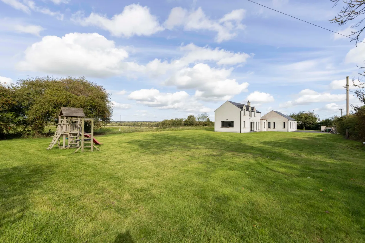 Photo of Dowsain Ghar, Knockmark, Drumree, Meath, A85 HY54