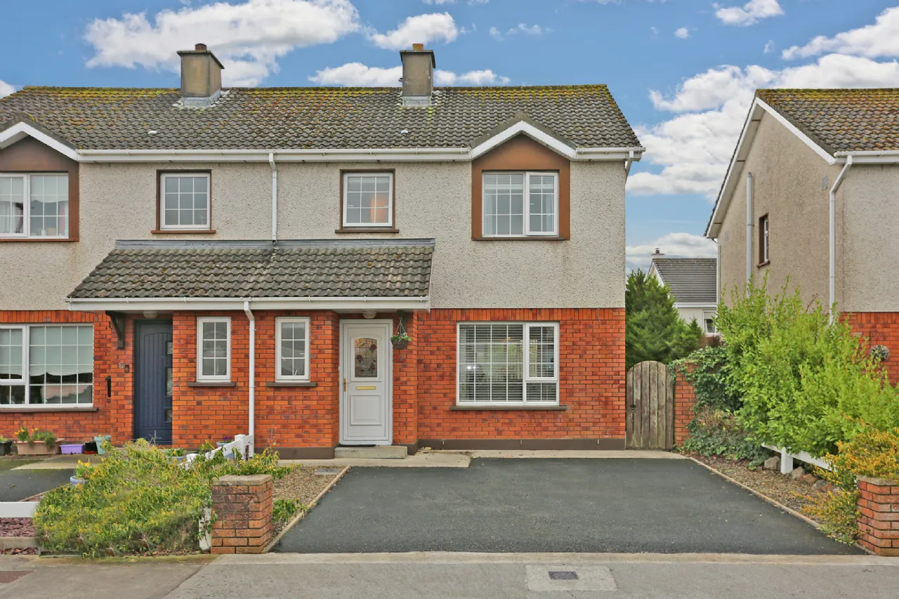 Photo of 7 Carraig Donn, Ballycasey, Shannon, Co. Clare, V14Y579