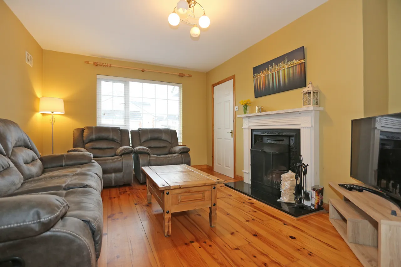 Photo of 7 Carraig Donn, Ballycasey, Shannon, Co. Clare, V14Y579