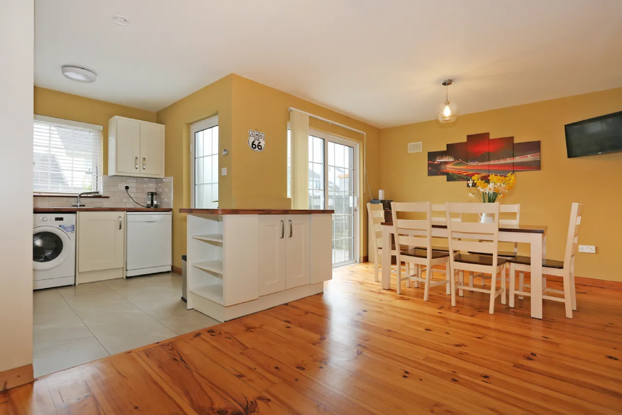 Photo of 7 Carraig Donn, Ballycasey, Shannon, Co. Clare, V14Y579