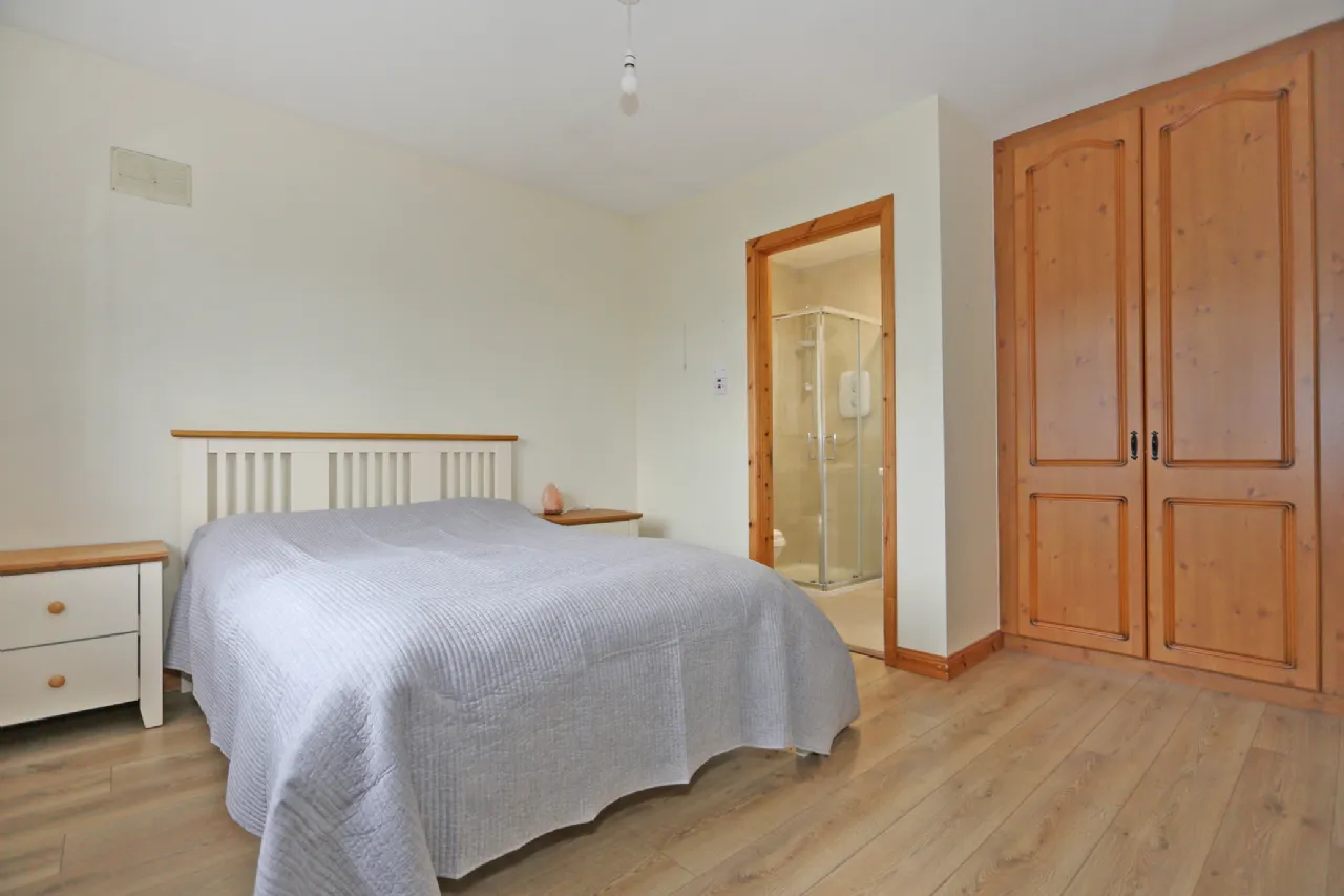 Photo of 7 Carraig Donn, Ballycasey, Shannon, Co. Clare, V14Y579