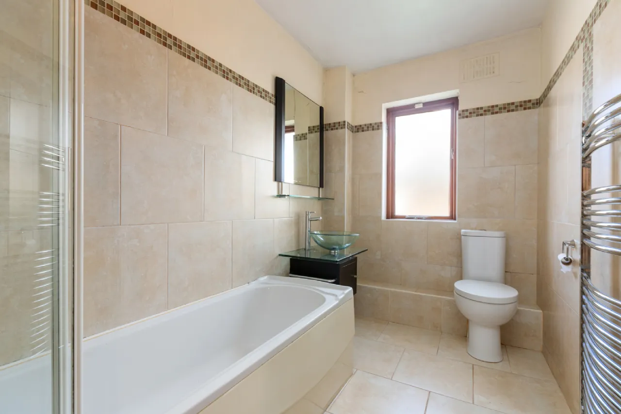 Photo of 76 Lansdowne Village, Sandymount, Dublin 4, D04 VK54