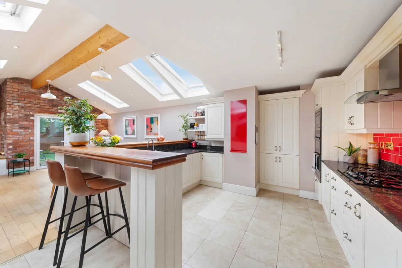 Photo of 19 Iveleary Road, Whitehall, Dublin 9, D09 RH74