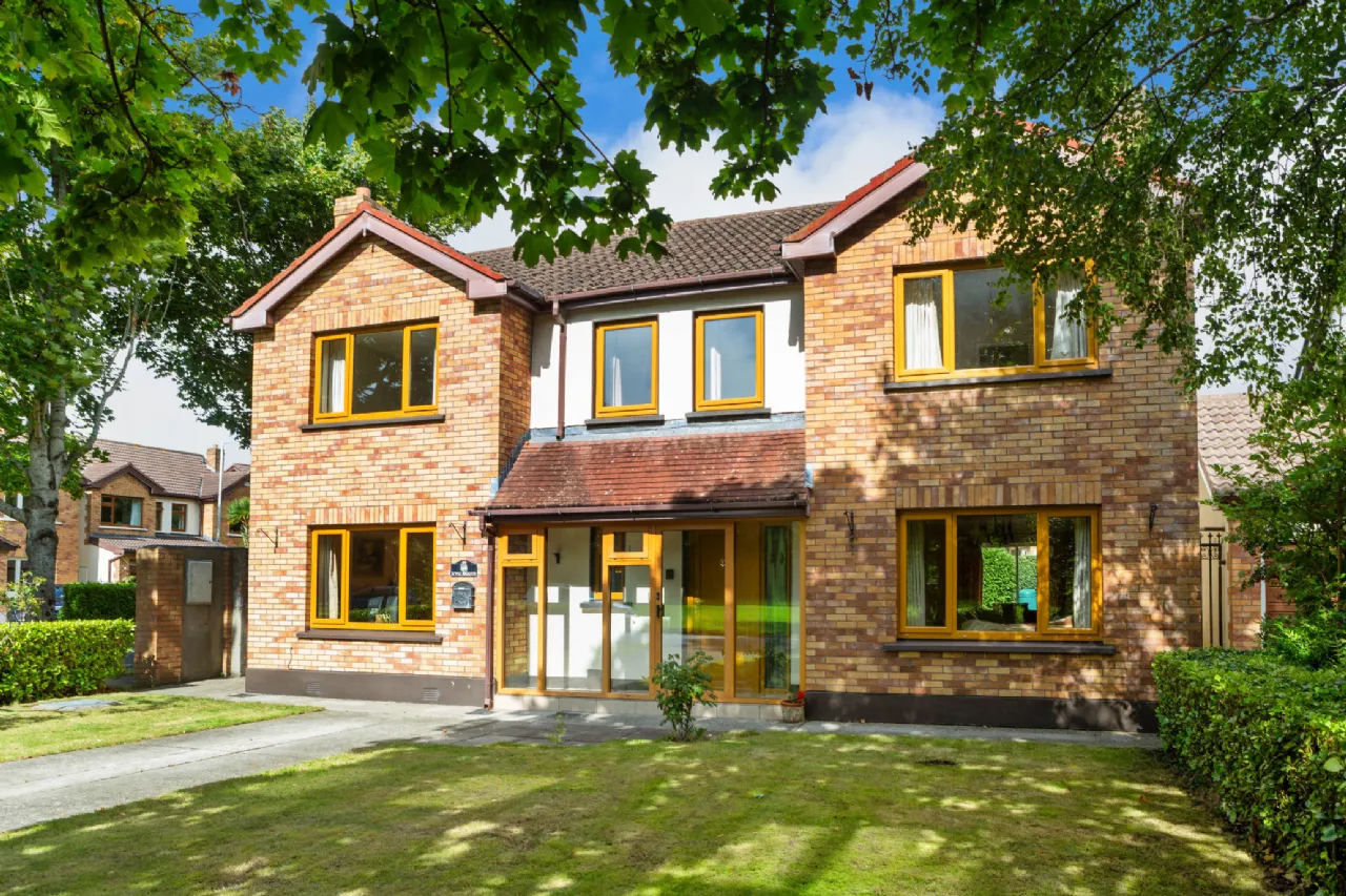 Photo of 38 Marlfield, Cabinteely, Dublin 18, D18K7W2