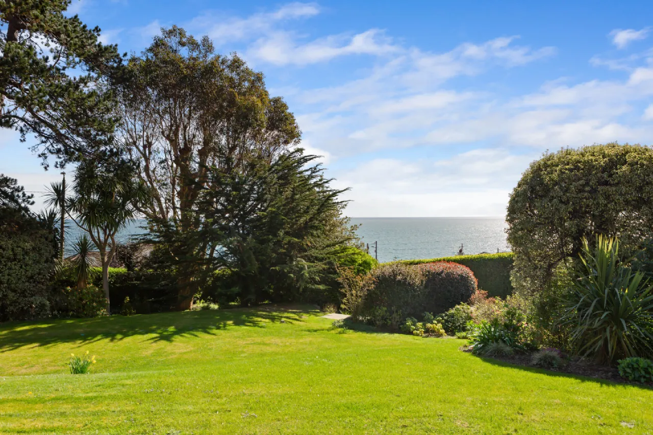 Photo of Frazerbank, Strathmore Road, Killiney, Co Dublin, A96WV67