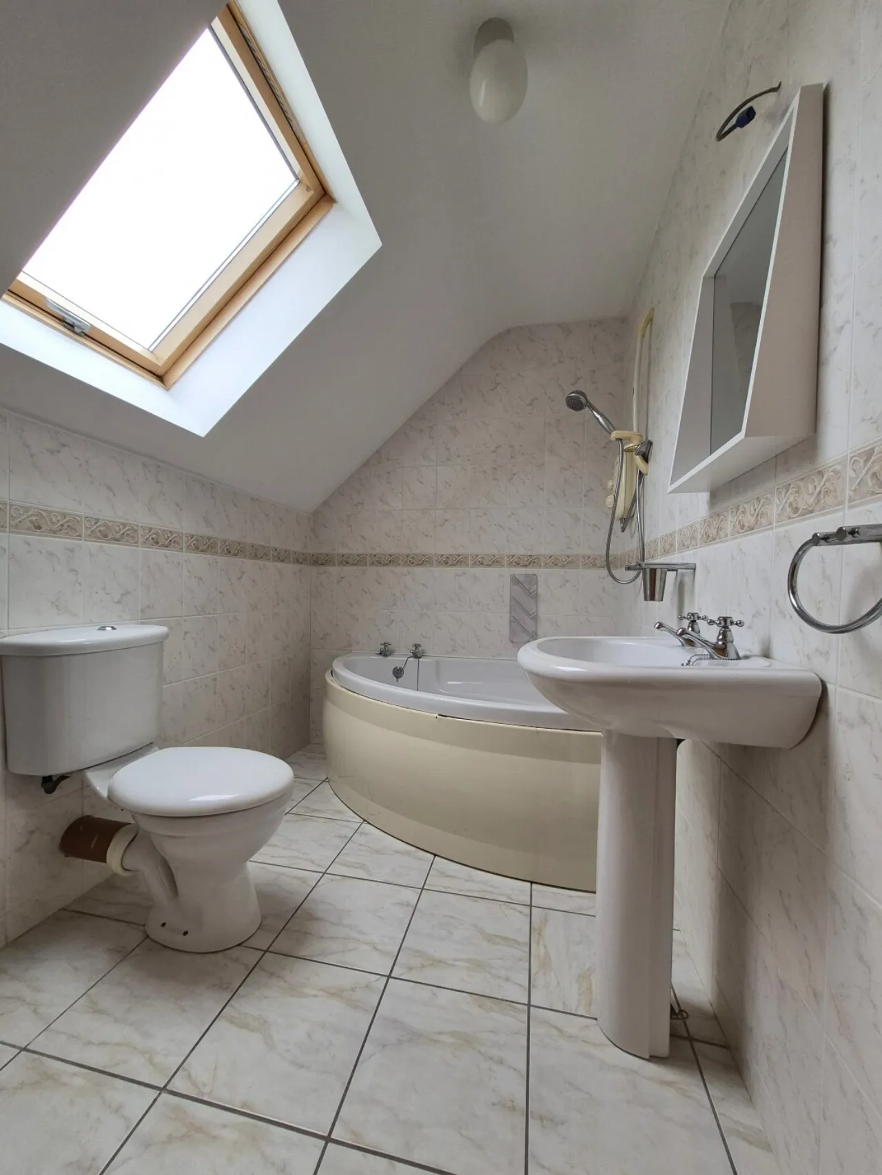 Photo of Rossow, Newport, Co Mayo, F28 HD40