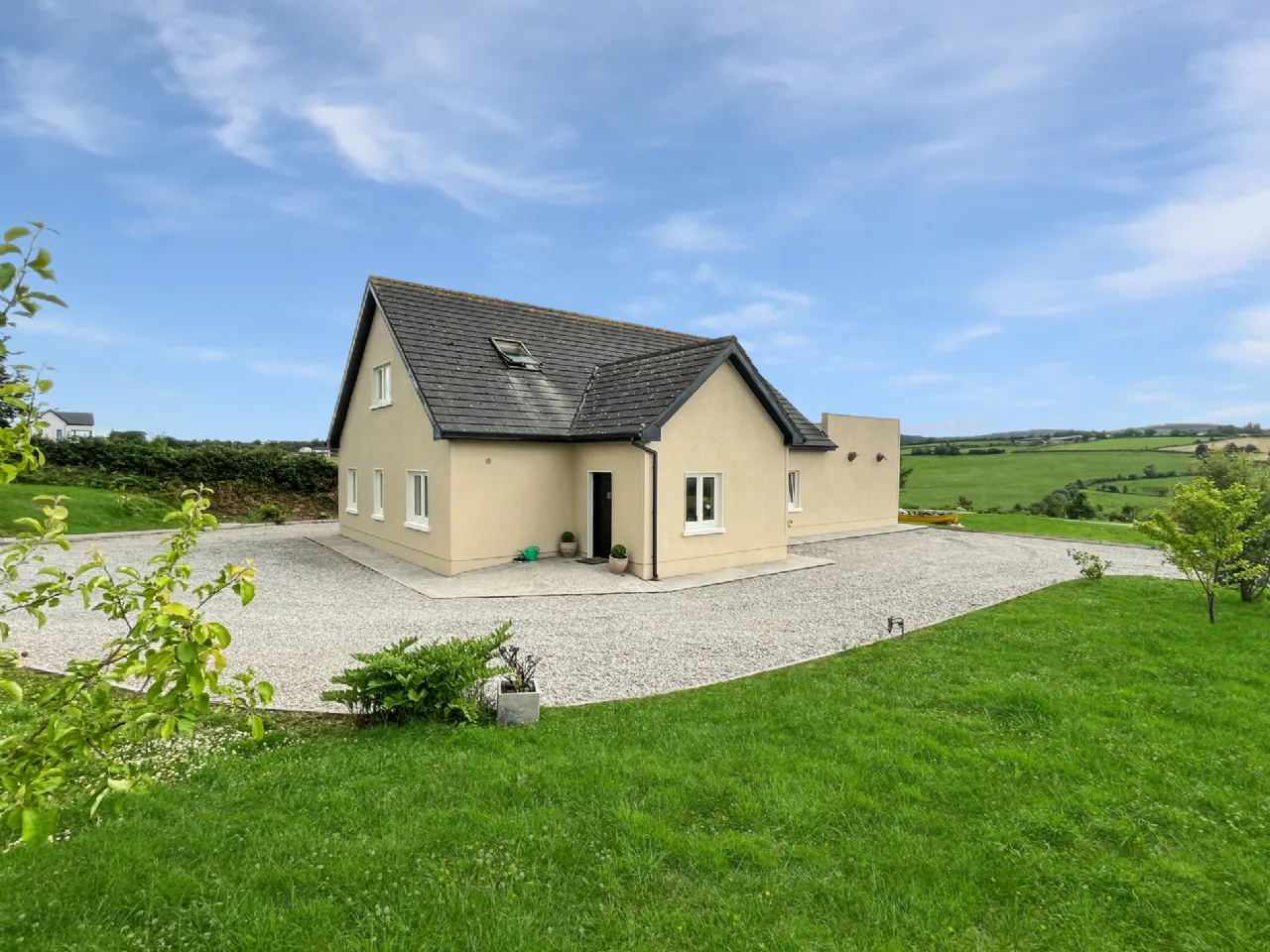 Photo of Mill Road, Newtown, Nenagh, Co. Tipperary, E45 VY40