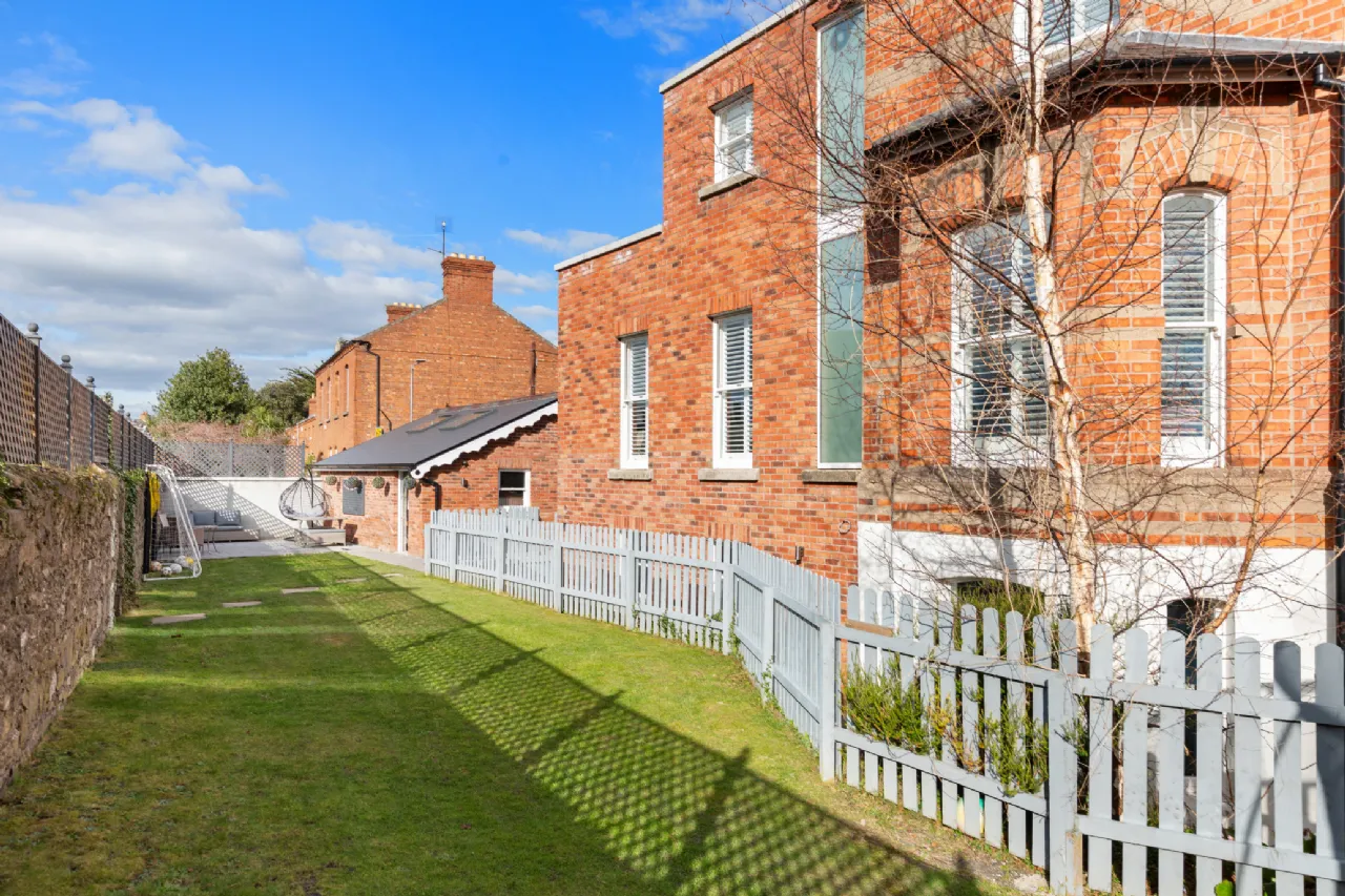 Photo of 1 Cowper Road, Rathmines, Dublin 6, D06 X3Y1