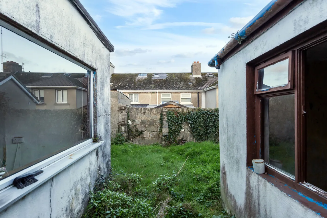 Photo of 3 O'Connell Avenue, St John's Road, Wexford, Y35 X8D9