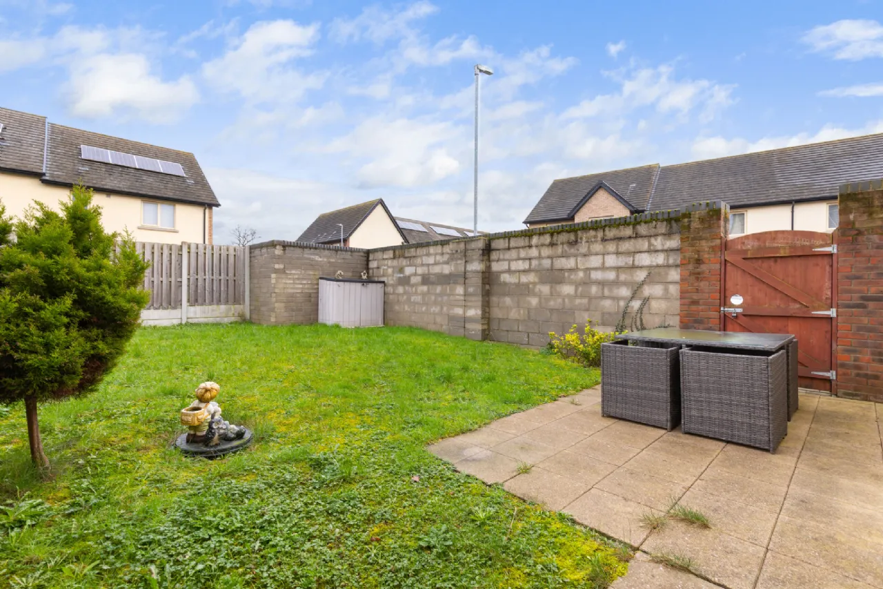 Photo of 25 Barnwell Woods, Hansfield, Dublin 15, D15 VE8D