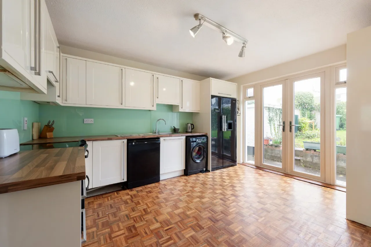 Photo of 18 Glen Lawn Drive, The Park, Cabinteely, Dublin 18, D18E429