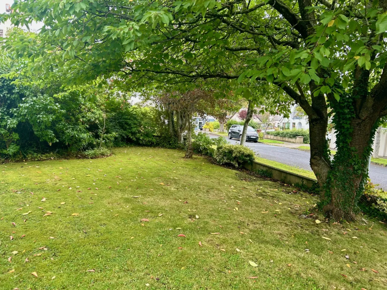 Photo of 18 Glen Lawn Drive, The Park, Cabinteely, Dublin 18, D18E429