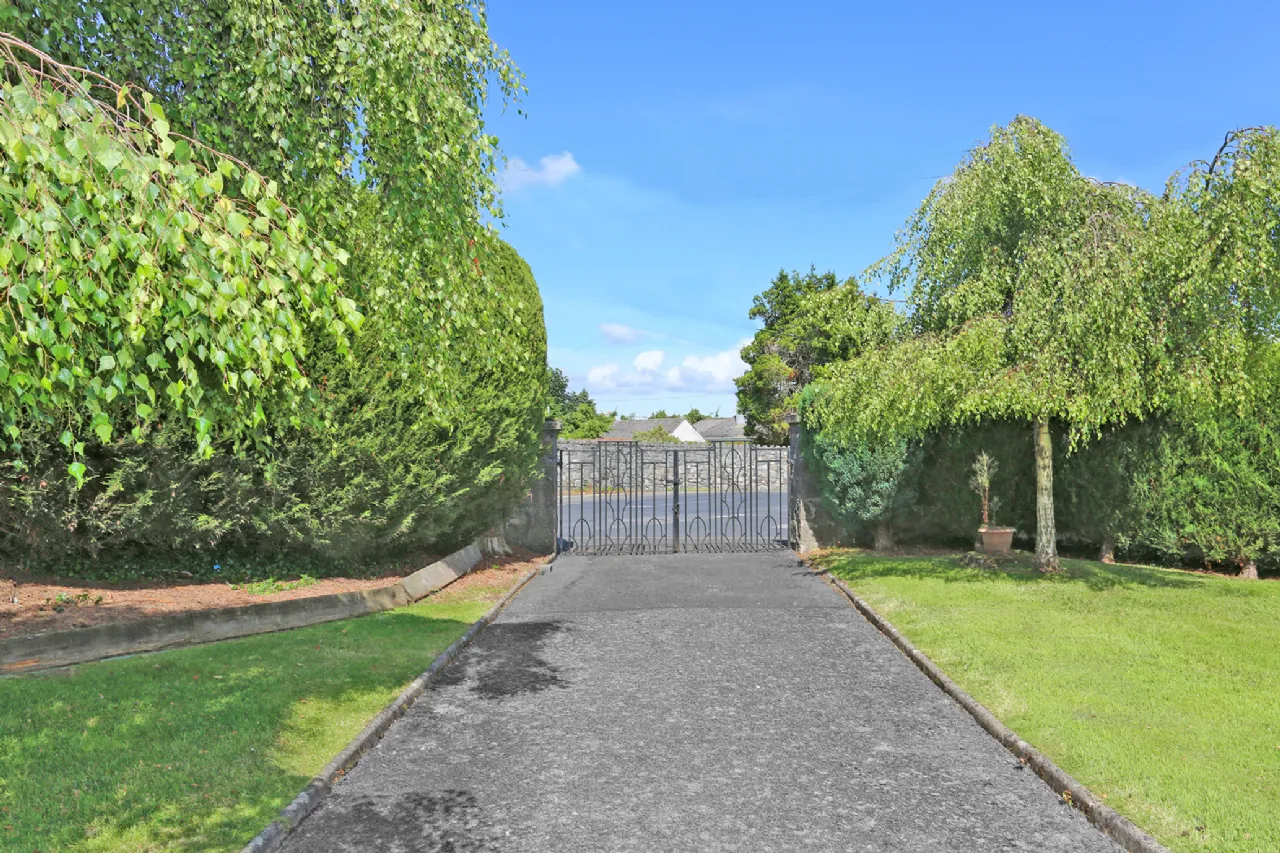 Photo of Ardkeen, Golf Links Road, Castletroy, Limerick, V94 TF9P