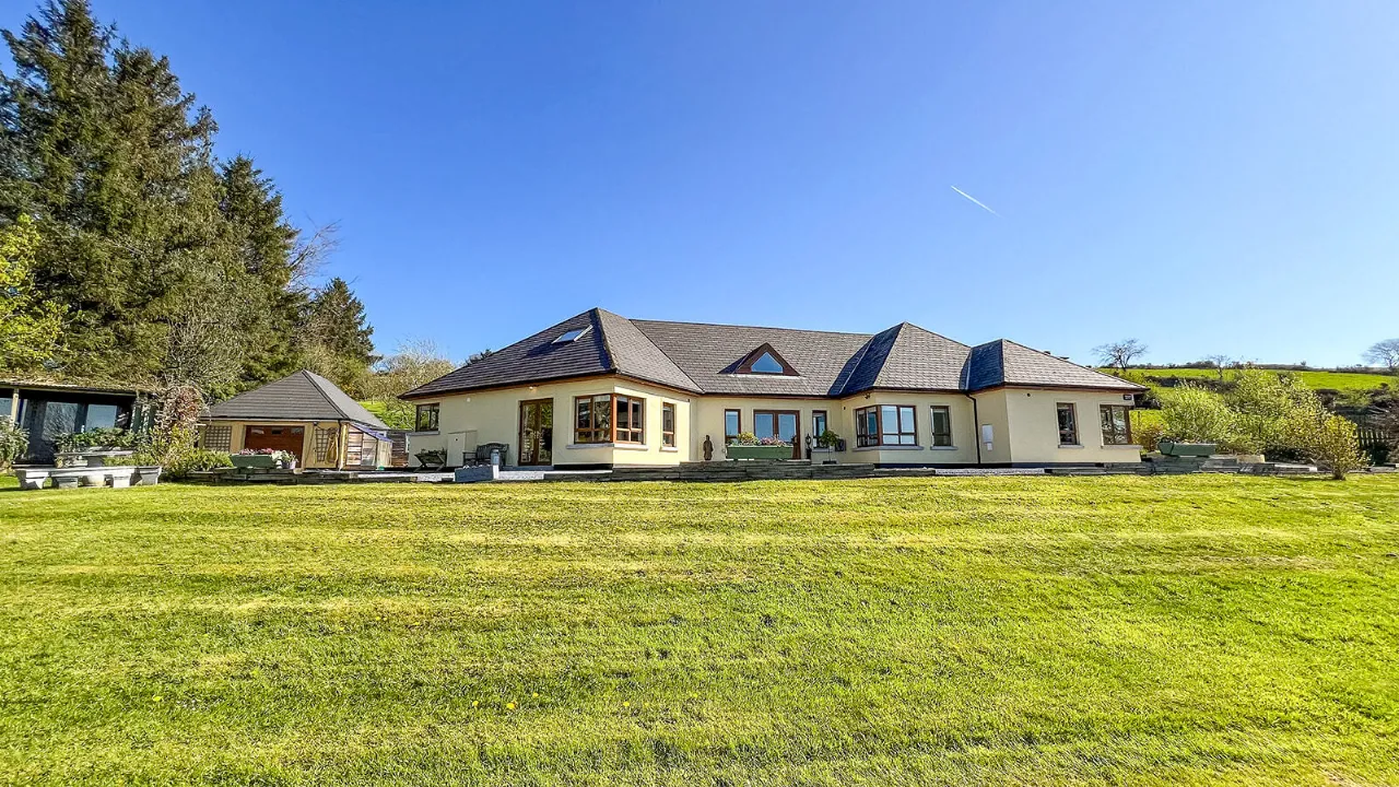 Photo of Clonamery Stables On C. 4.13 Acres, Oldcourt, Inistioge, Co Kilkenny, R95 AR28