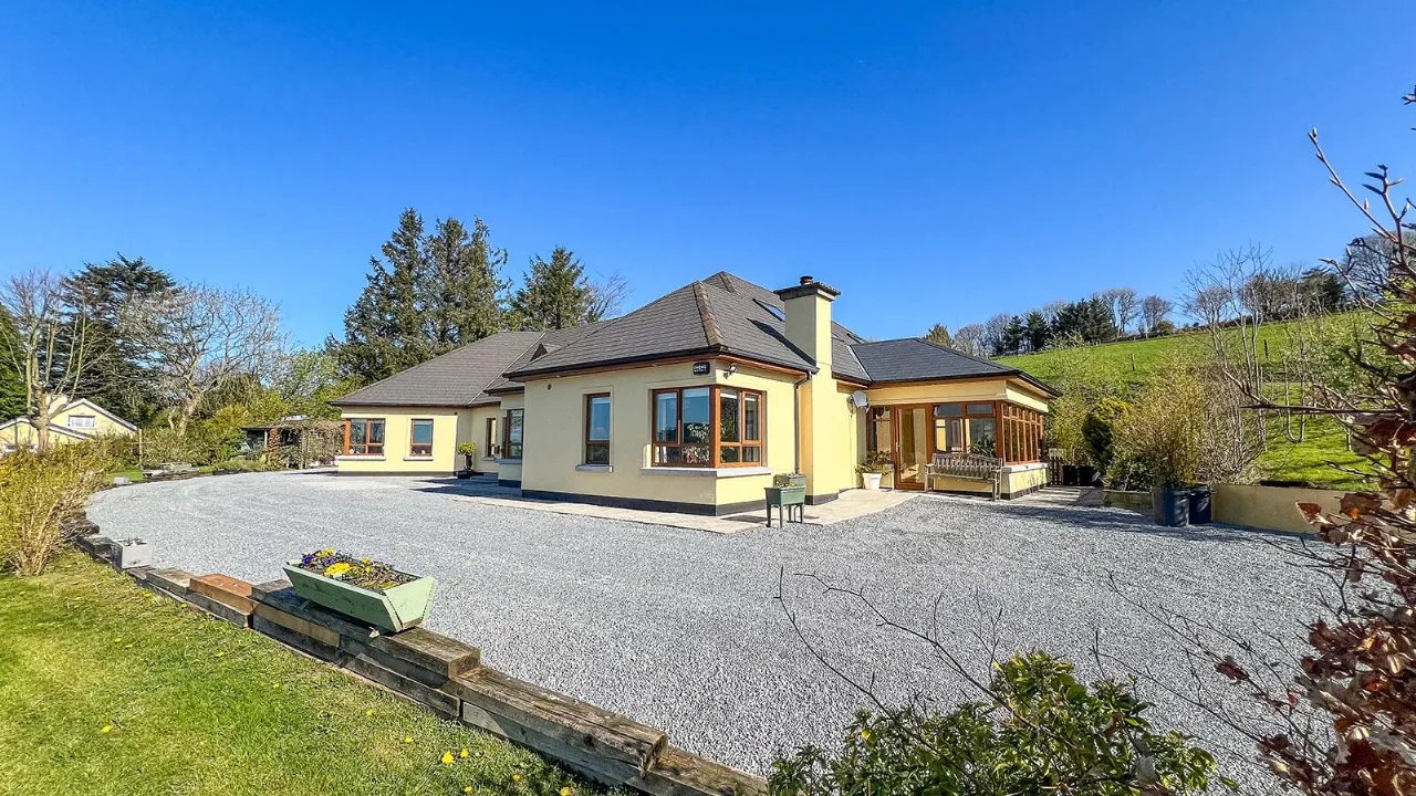 Photo of Clonamery Stables On C. 4.13 Acres, Oldcourt, Inistioge, Co Kilkenny, R95 AR28