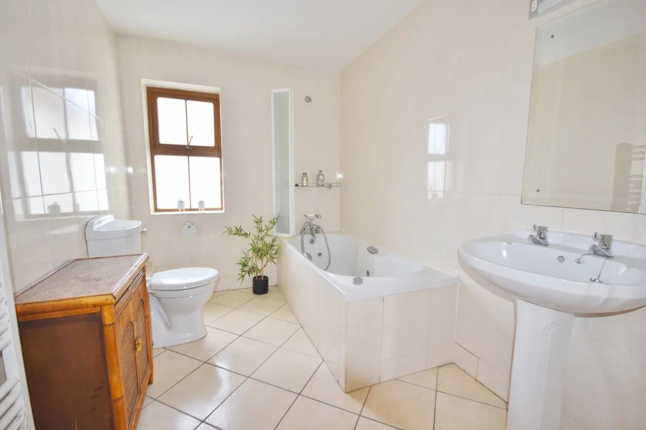 Photo of Cliff Road, Ballyheigue, Co Kerry, V92 D3C3