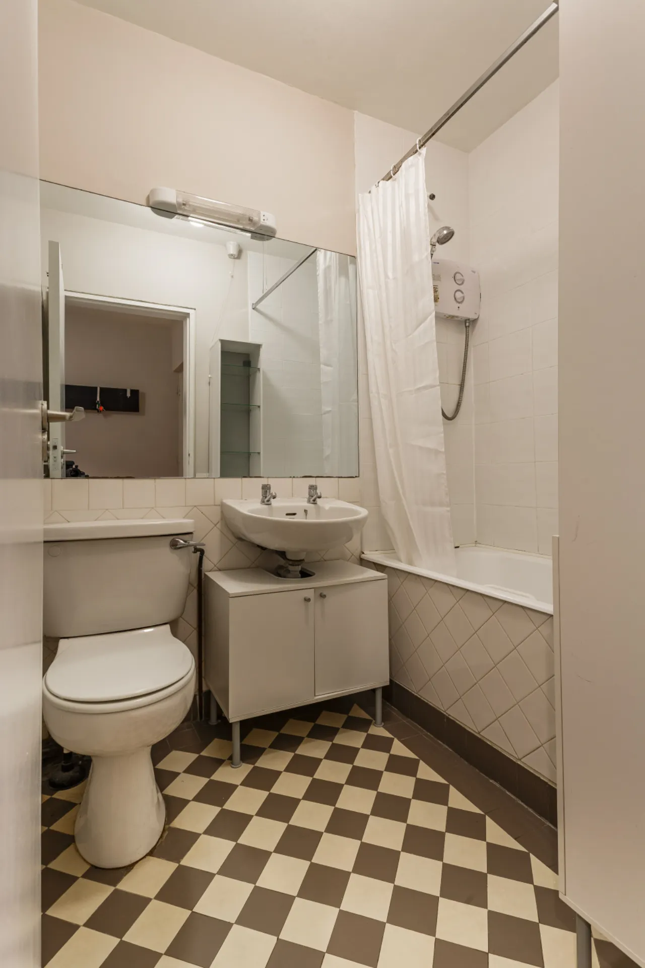 Photo of 16 Pery Court, Mallow Street Upper, Limerick, V94H9D3