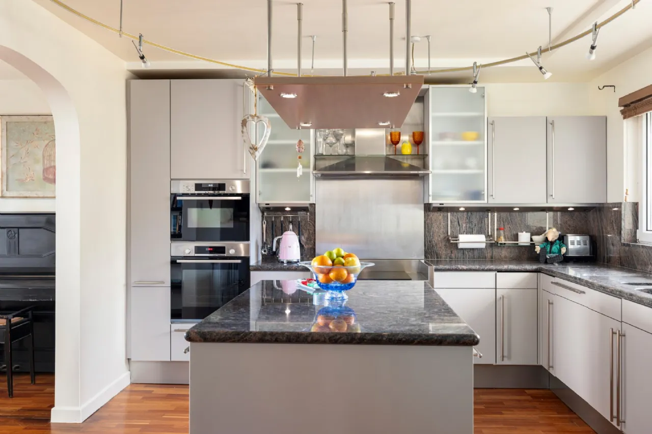 Photo of 12 Seafield, Shankill, Dublin 18, D18 Y277