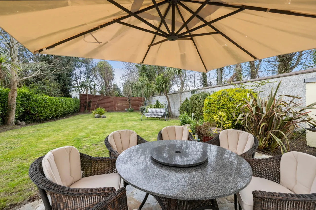 Photo of 12 Seafield, Shankill, Dublin 18, D18 Y277