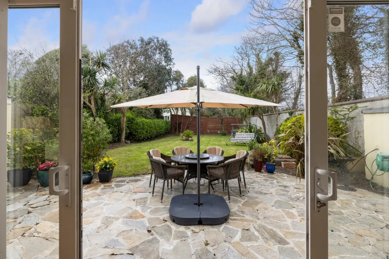 Photo of 12 Seafield, Shankill, Dublin 18, D18 Y277